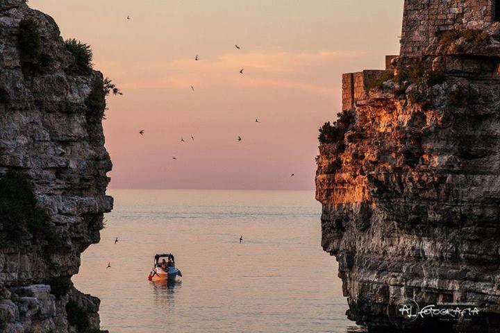 Dimora Delle Rondini Bed and Breakfast Polignano a Mare Buitenkant foto